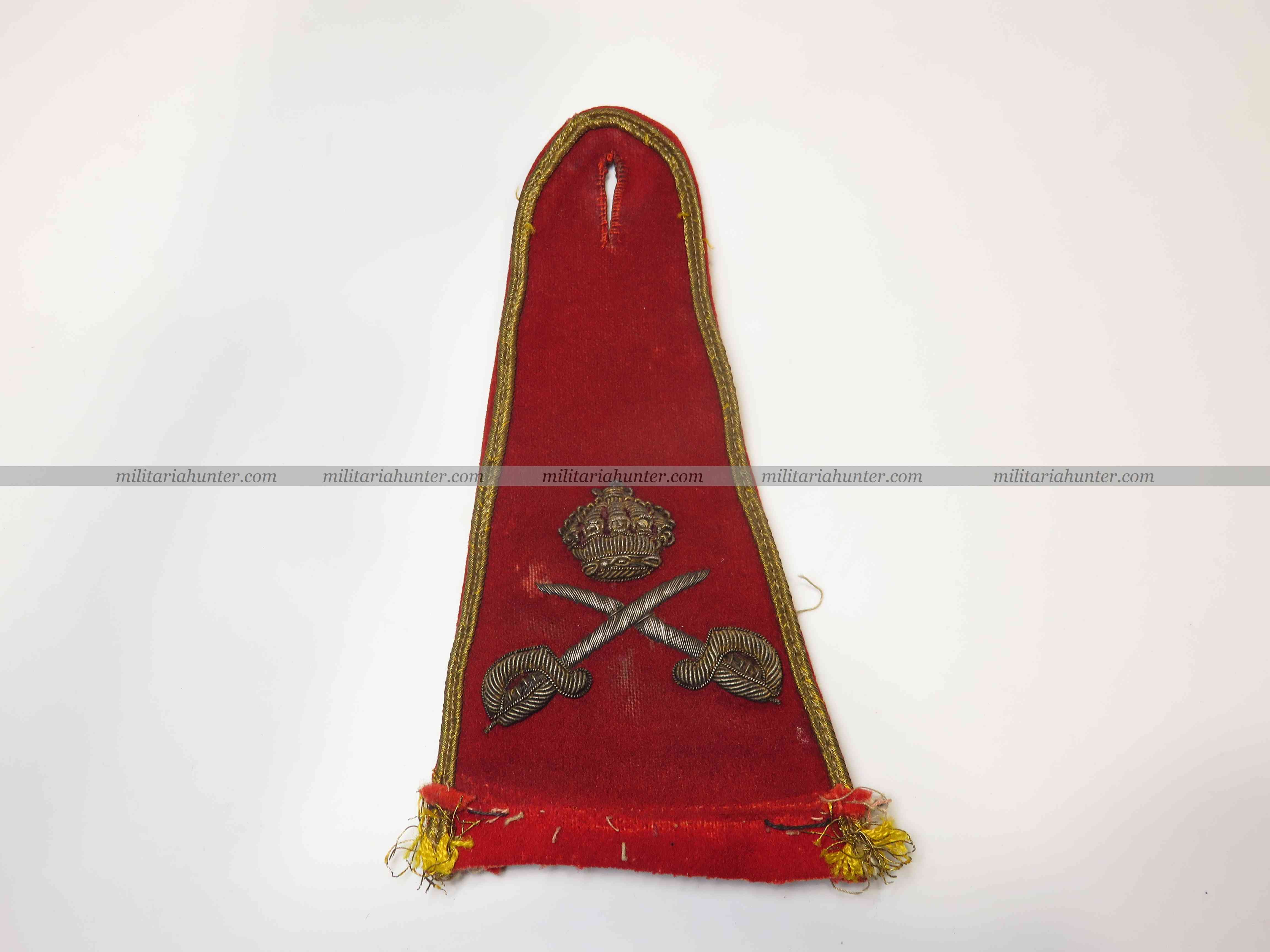 militaria : Edwardian scarlet uniform physical instructor shoulder strap