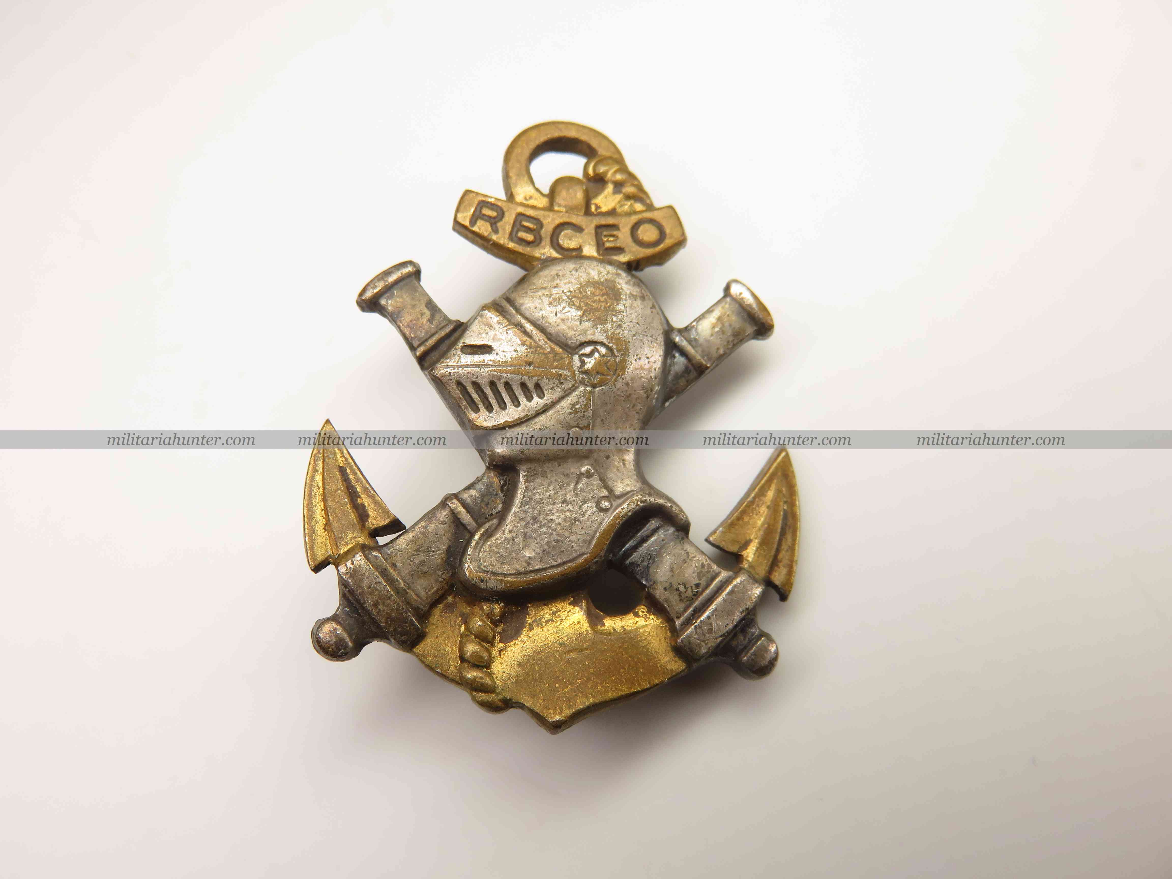 militaria : Indo - insigne RBCEO régiment blindé colonial d'extreme orient