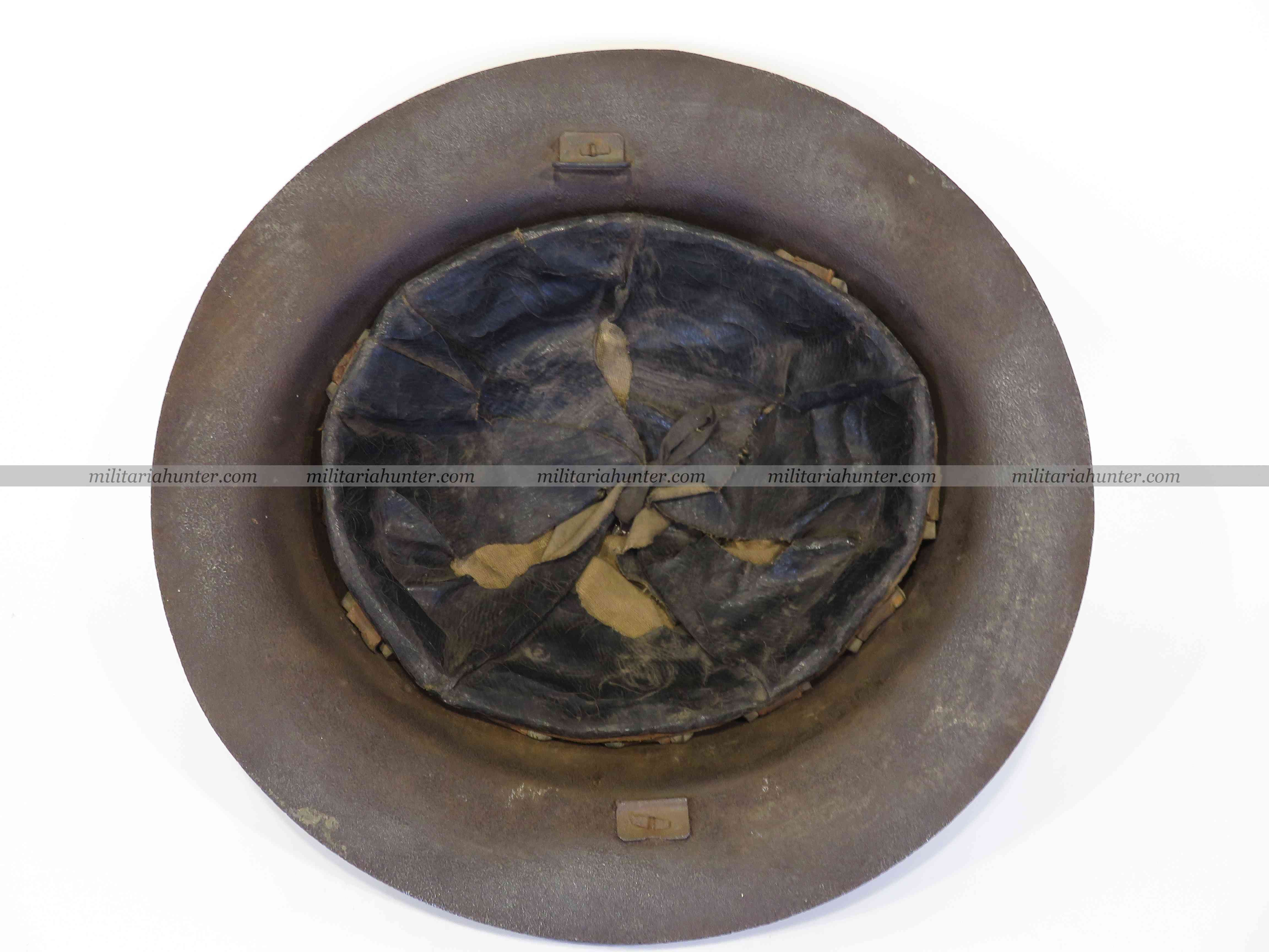 militaria : Casque Brodie 1er type - ww1 rimless british helmet - raw edge