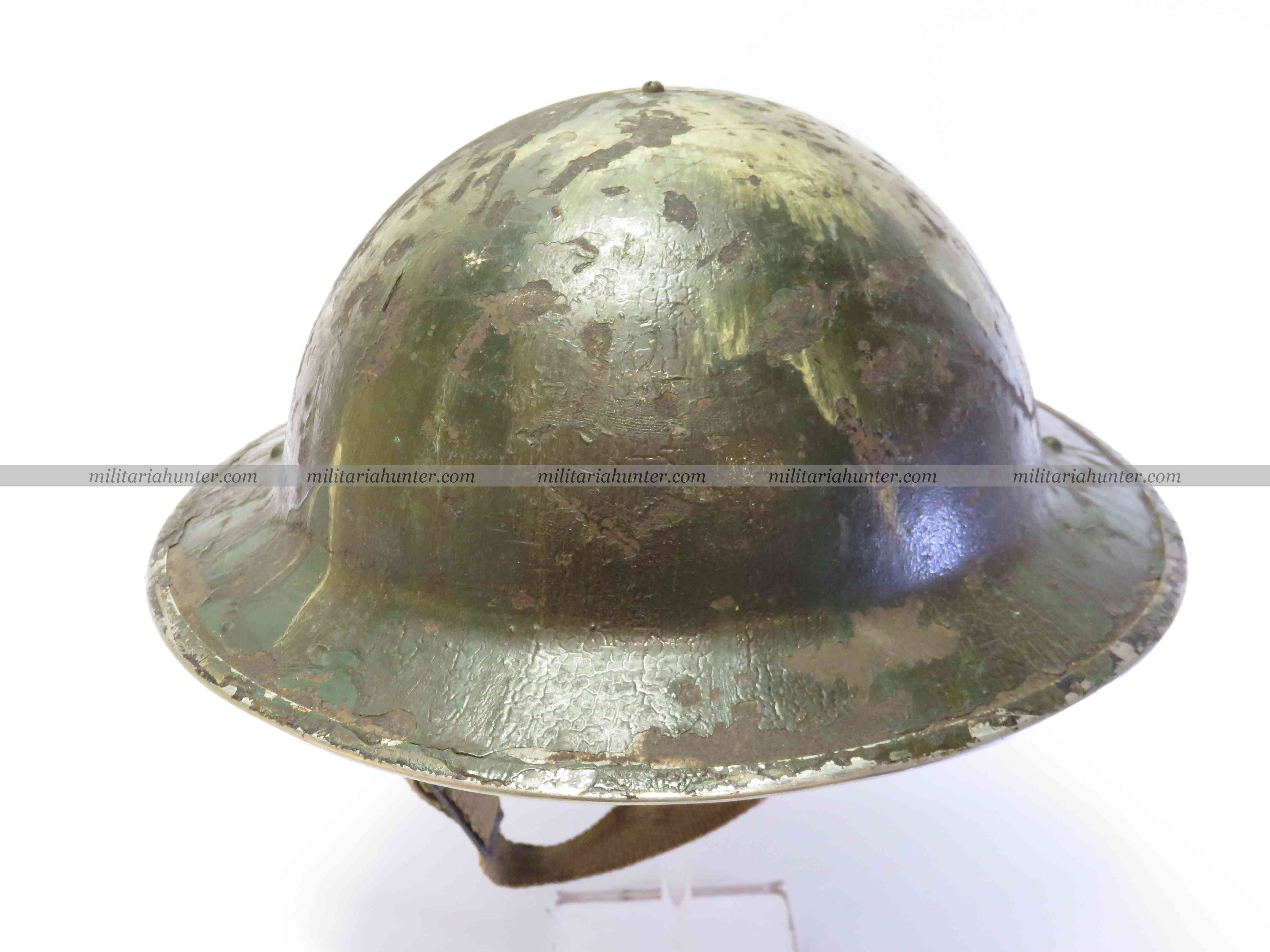 militaria : WW2 Casque anglais MkII camouflé fin de guerre